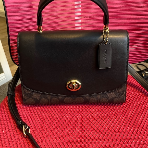 Handbags - Coach Tilly excellent condition